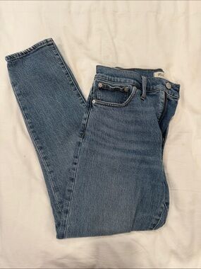 Madewell High-Rise The Perfect Vintage Jean in Medium Blue Denim